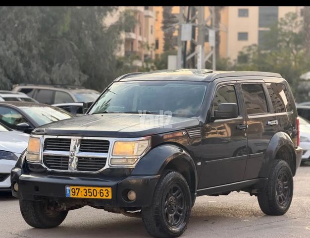 מודעת רכב דודג' ניטרו