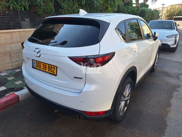 מודעת רכב מאזדה CX-5
