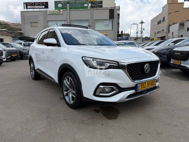 מודעת רכב אם ג'י EHS PHEV