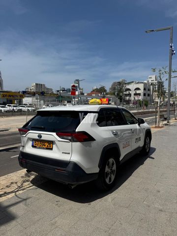 מודעת רכב טויוטה RAV4 3