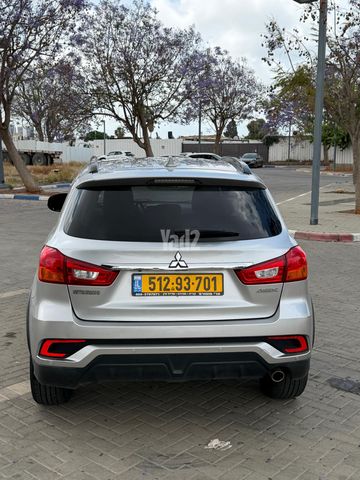 מודעת רכב מיצובישי ASX 2