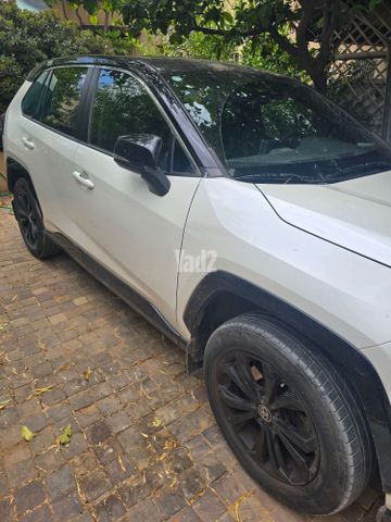 מודעת רכב טויוטה RAV4