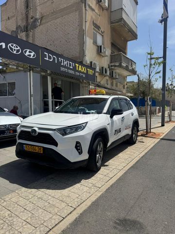 מודעת רכב טויוטה RAV4 2