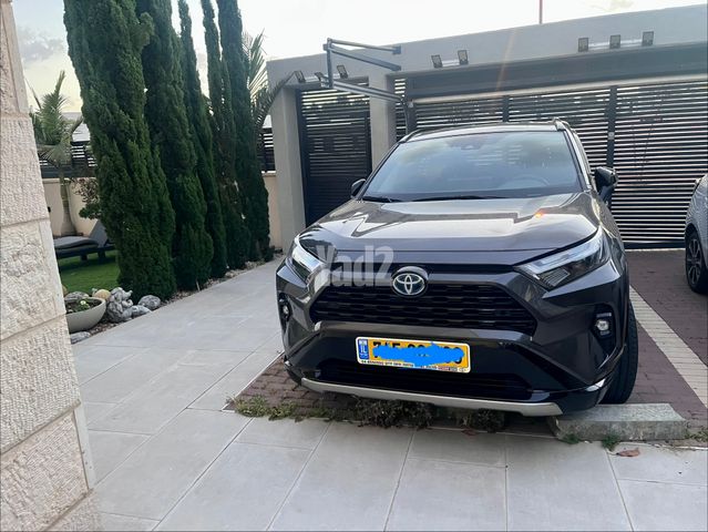 מודעת רכב טויוטה RAV4