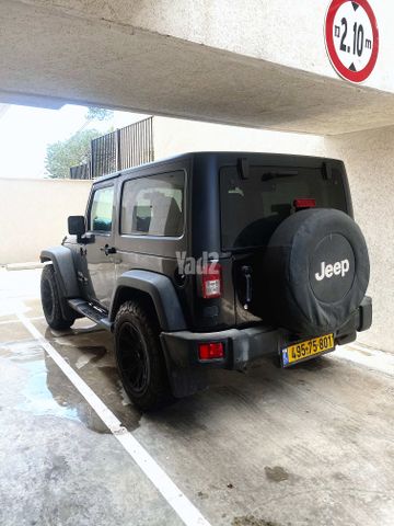 מודעת רכב ג'יפ רנגלר