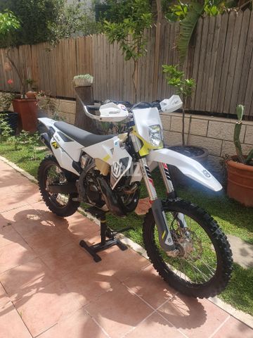 מודעת רכב הוסקוורנה TE300