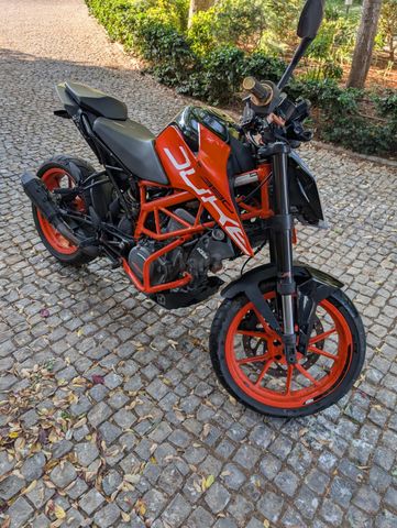 מודעת רכב KTM Duke
