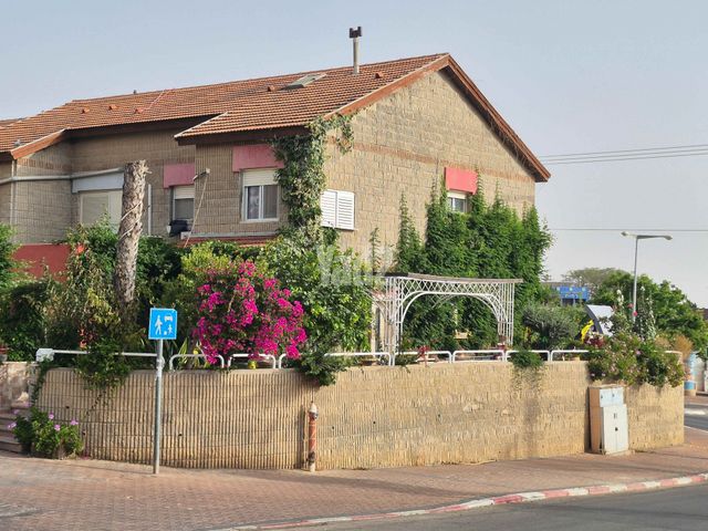 אלכסנדר זרחין 23
