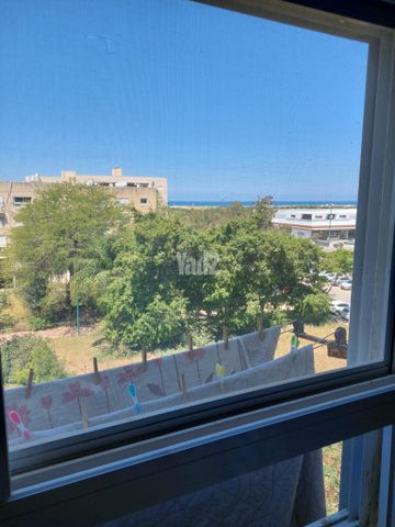 גולדה מאיר 3