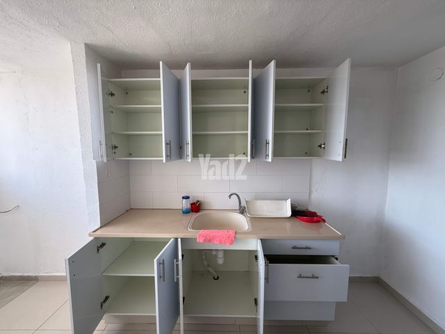 יורדי הסירה 8
