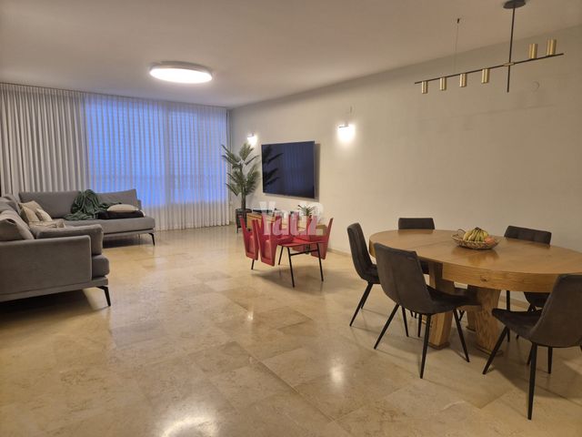 הדר