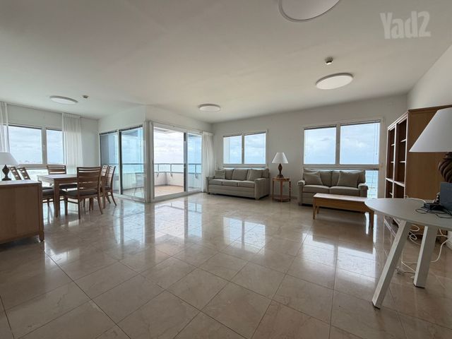 דירה להשכרה בתל אביב יפו (תיווך) — 2
