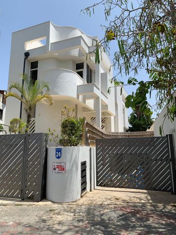 תמונה 3 של דירת 6 חדרים להשכרה בהרצליה