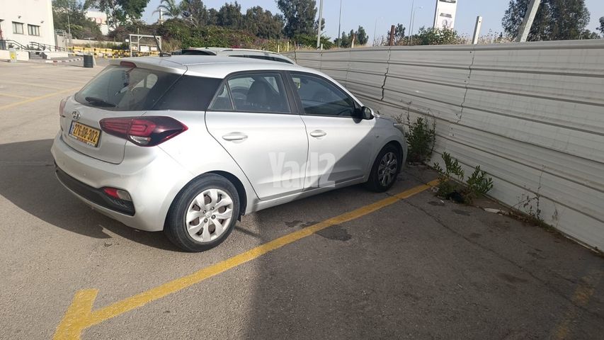 מודעת רכב יונדאי i20