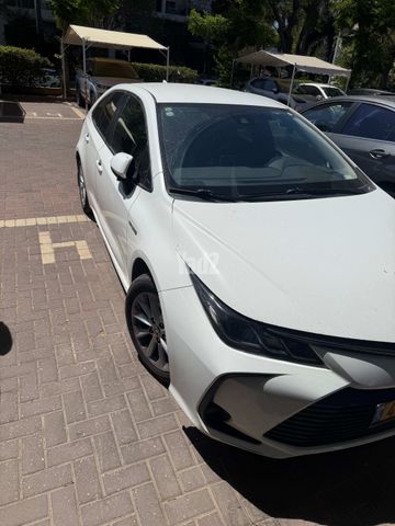 מודעת רכב טויוטה קורולה