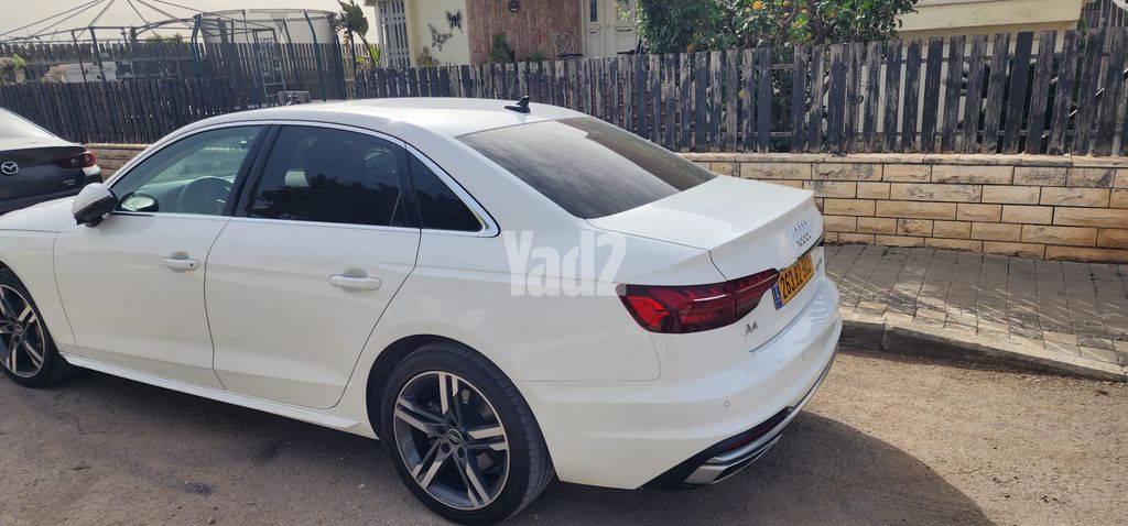 מודעת רכב אאודי A4