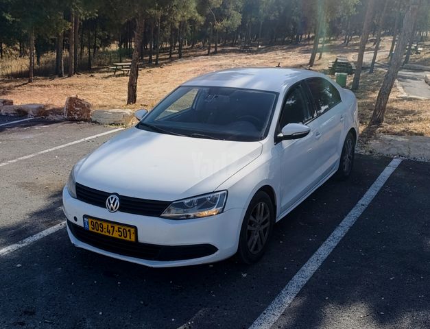 מודעת רכב פולקסווגן ג'טה 