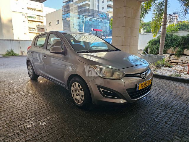 מודעת רכב יונדאי i20
