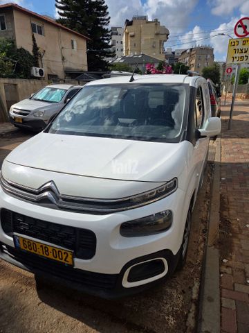 מודעת רכב סיטרואן ברלינגו 