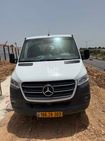מודעת רכב מרצדס-בנץ ספרינטר