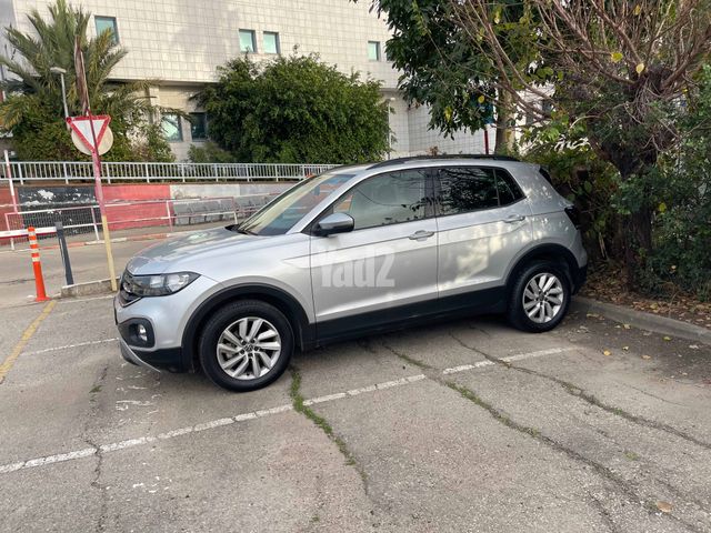 מודעת רכב פולקסווגן T-קרוס