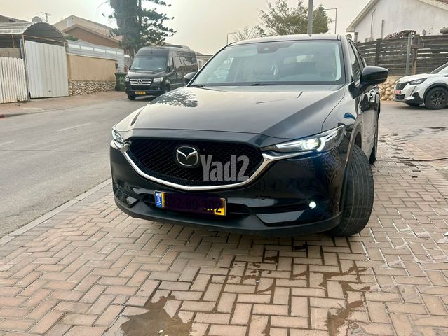 מודעת רכב מאזדה CX-5