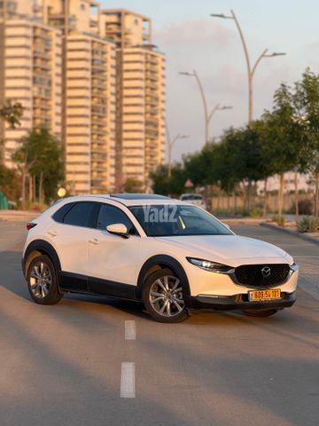 מודעת רכב מאזדה CX-30