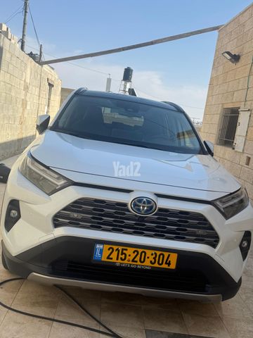 מודעת רכב טויוטה RAV4