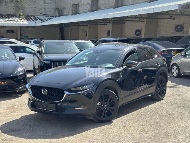 מודעת רכב מאזדה CX-30