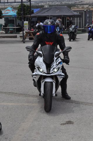 מודעת רכב ב.מ.וו S1000RR