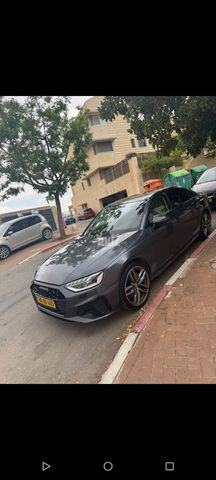 מודעת רכב אאודי A4