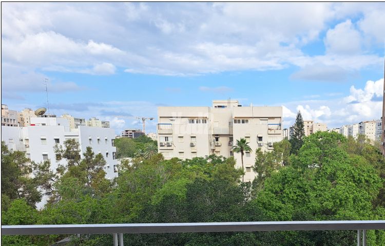 גייגר 18