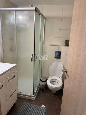 אברהם פררה 7