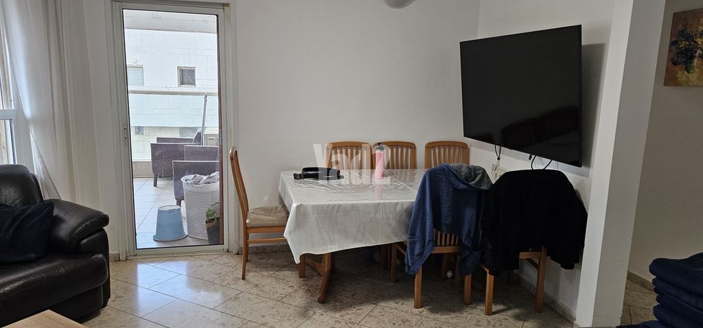 אלכסנדר סשה ארגוב 13