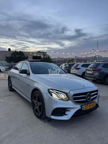 מודעת רכב מרצדס-בנץ E-class