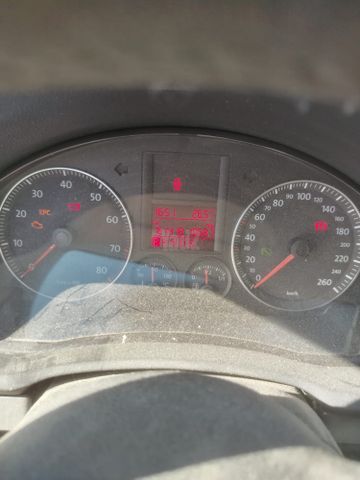מודעת רכב פולקסווגן ג'טה