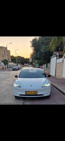 מודעת רכב טסלה מודל 3