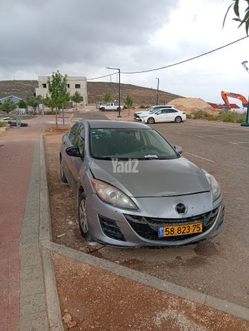 מודעת רכב מאזדה 3