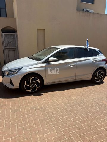 מודעת רכב יונדאי i20