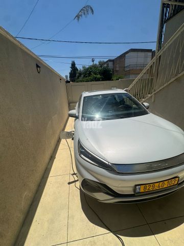 מודעת רכב בי.ווי.די אטו 3