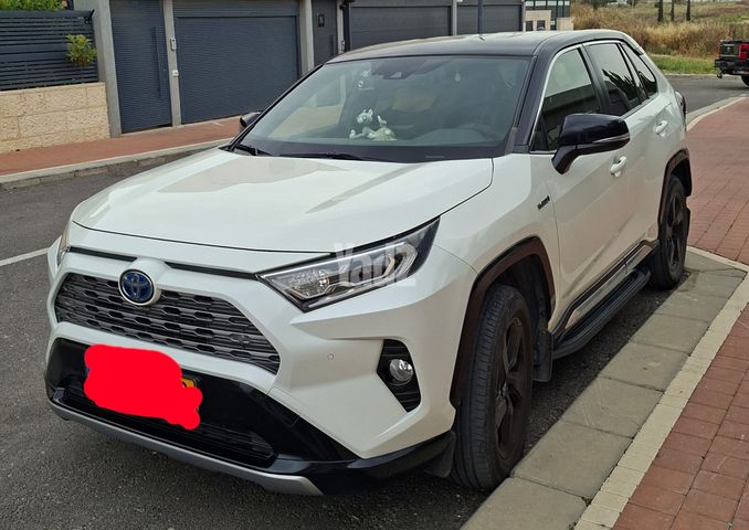 מודעת רכב טויוטה RAV4
