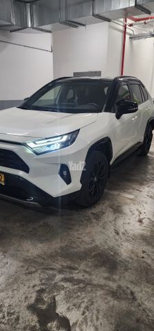 מודעת רכב טויוטה RAV4