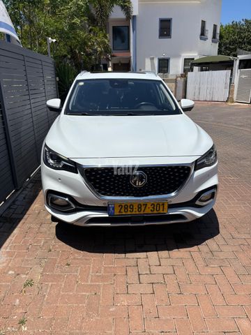 מודעת רכב אם ג'י EHS PHEV