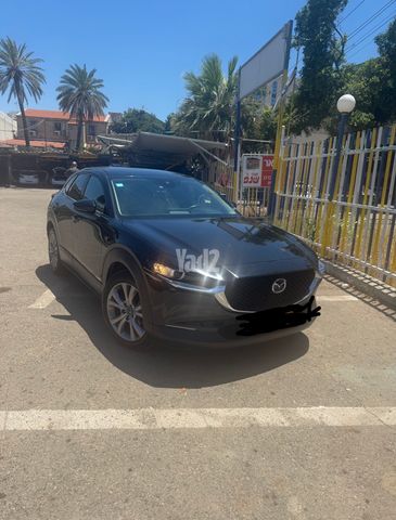 מודעת רכב מאזדה CX-30