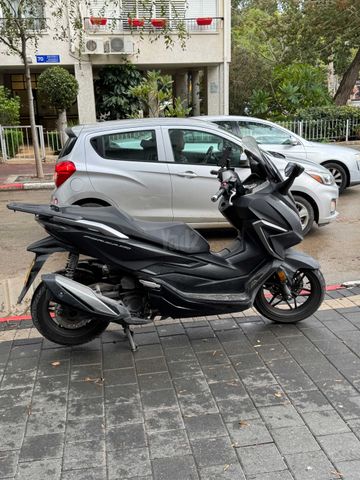 מודעת רכב הונדה פורזה 350