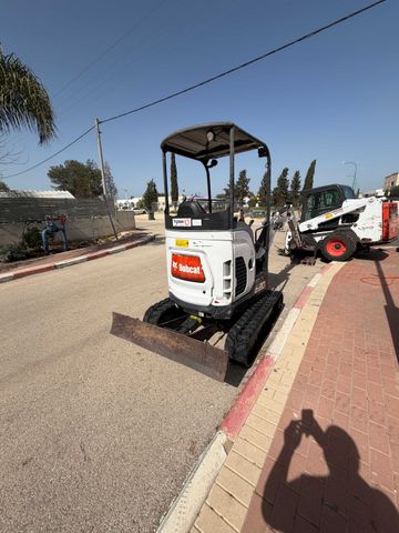 מודעת רכב מיני מחפר