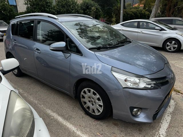מודעת רכב טויוטה ורסו