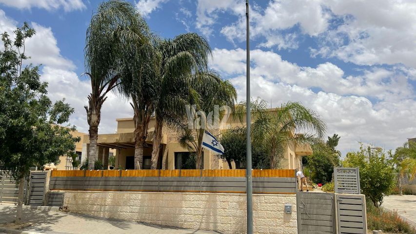 דרור 46