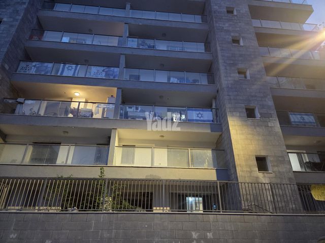מעפילי אגוז 88