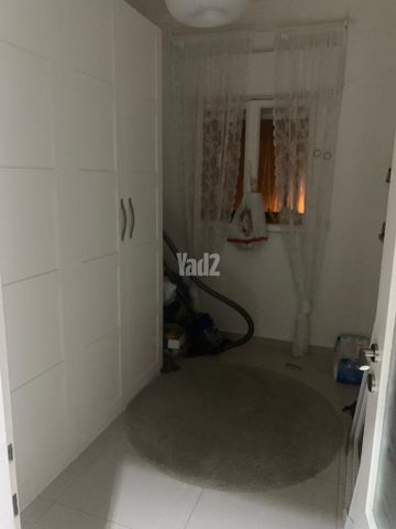 התשעים ושלוש 3